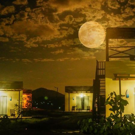 Tres Velas Surf Celestino Gazca Villasenor エクステリア 写真
